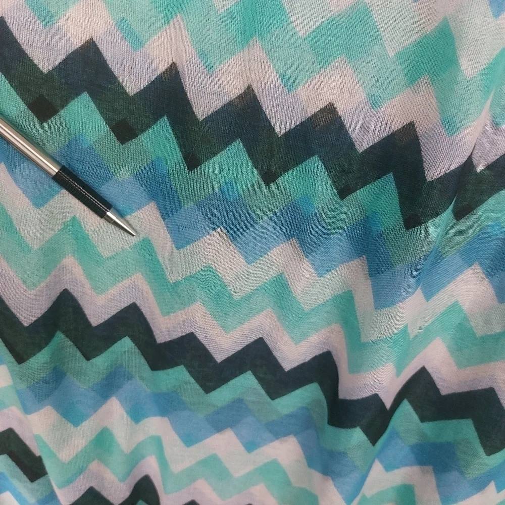 RUE21 WOMENS Y2K TEAL BLUE WHITE BLACK SHEER CHEVRON FRINGE SCARF  34×68